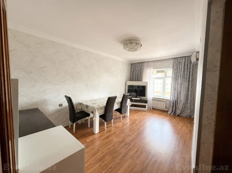 Satılır 4 otaqlı Mənzil Köhnə tikili 100 m² Bakı, Xətai r., Həzi Aslanov m., Əhmədli — Mənzil, Bakı (4)