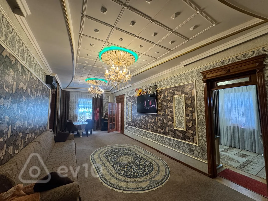 5 otaqlı həyət evi, 350 m², Elmaz Hacıyev — Ev, villa, Bakı (6)