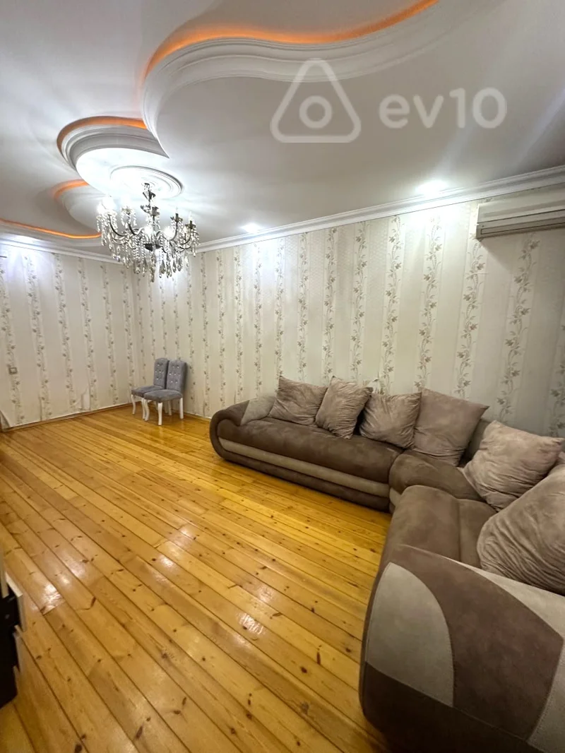 4 otaqlı mənzil, 100 m², Mehemmed Hadi — kirayə — Bakı