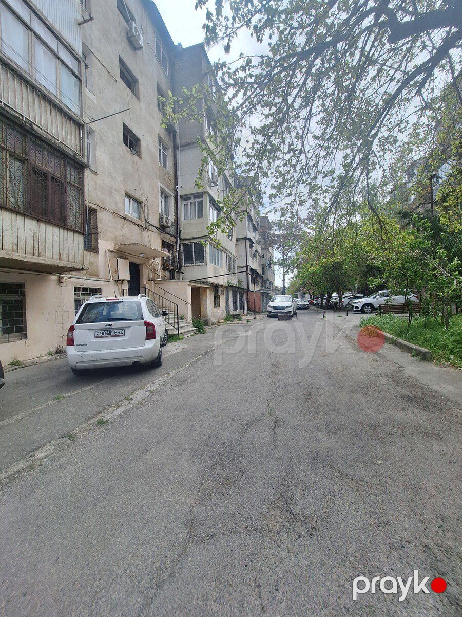 Satılır 1 otaqlı köhnə tikili 35 m² — Mənzil, Bakı (2)