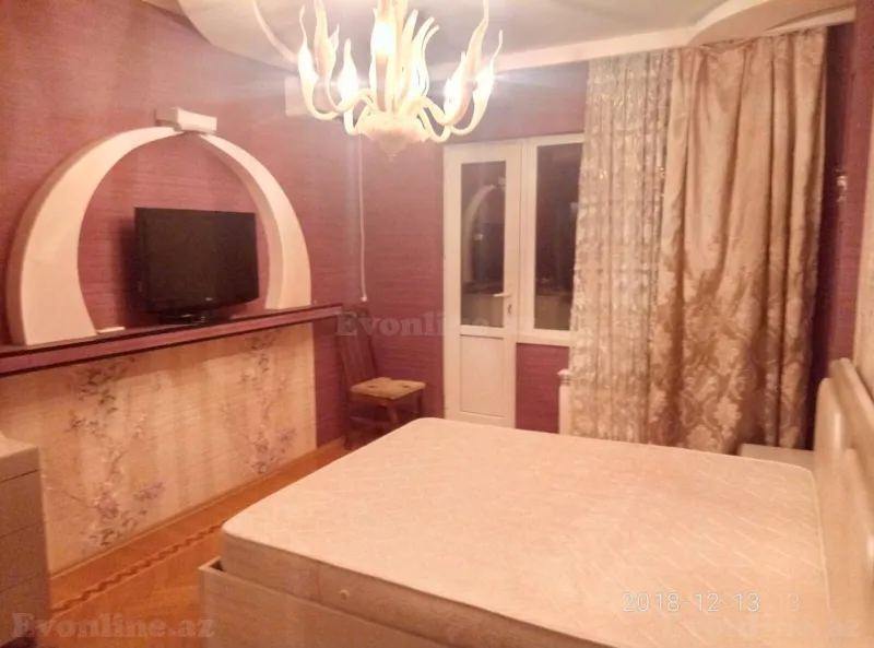 Satılır 3 otaqlı Mənzil Köhnə tikili 80 m² Bakı, Binəqədi r., Nəsimi m., 8-ci mikrorayon — Mənzil, Bakı (4)