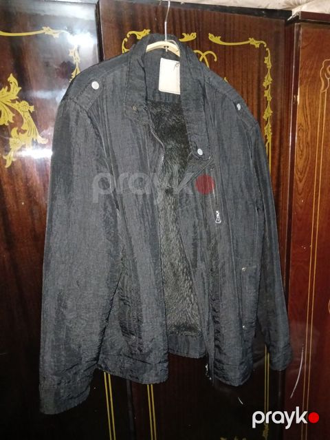 Qara rəngli kişi gödəkçəsi - Material: xarici hissə yüngül, sıx — Bakı