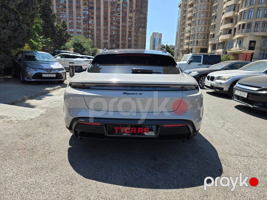 Porsche Taycan, 93.4 kWh, 2022 il, 26 000 km — Avtomobillər, Bakı (6)