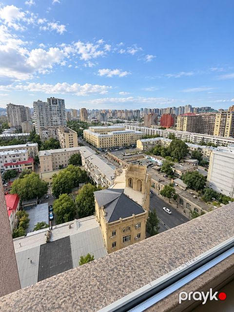 4 otaqlı mənzil, 180 m², Nizami küçəsi — Bakı