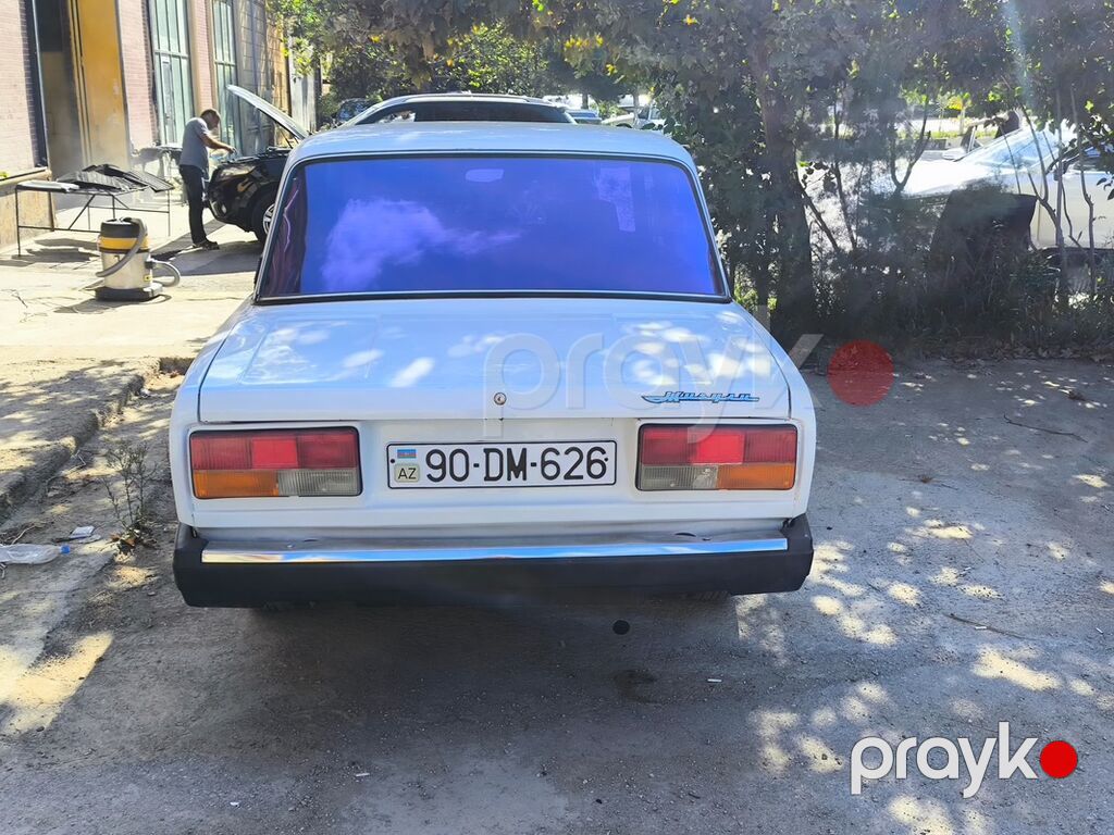 Model: Lada 2107 (VAZ 2107) Kuzov: sedan, 4 qapı Rəng: ağ İli 2008 — Avtomobillər, Masazır (3)