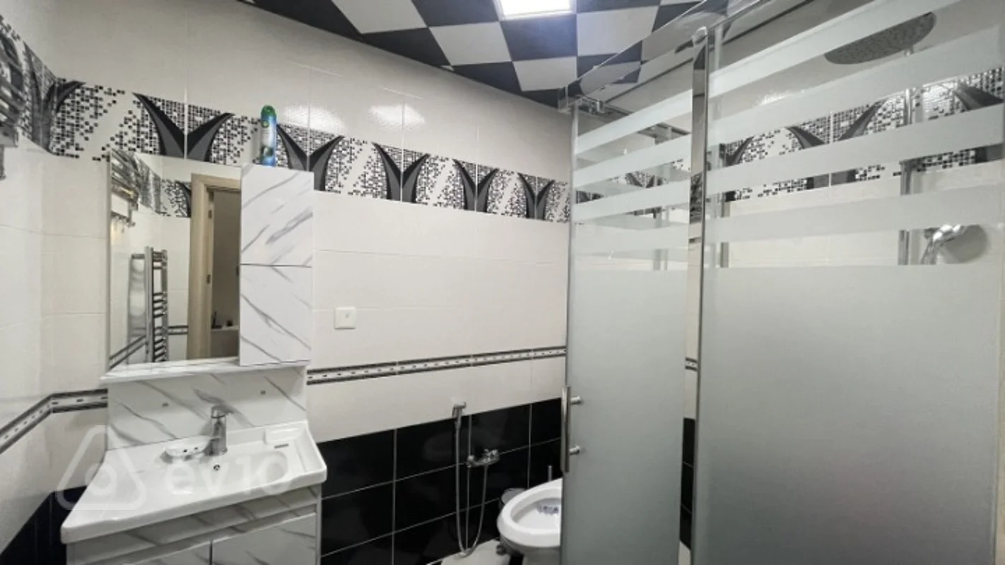 2 otaqlı mənzil, 76 m², Abay Kunanbayev — Mənzil, Bakı (10)