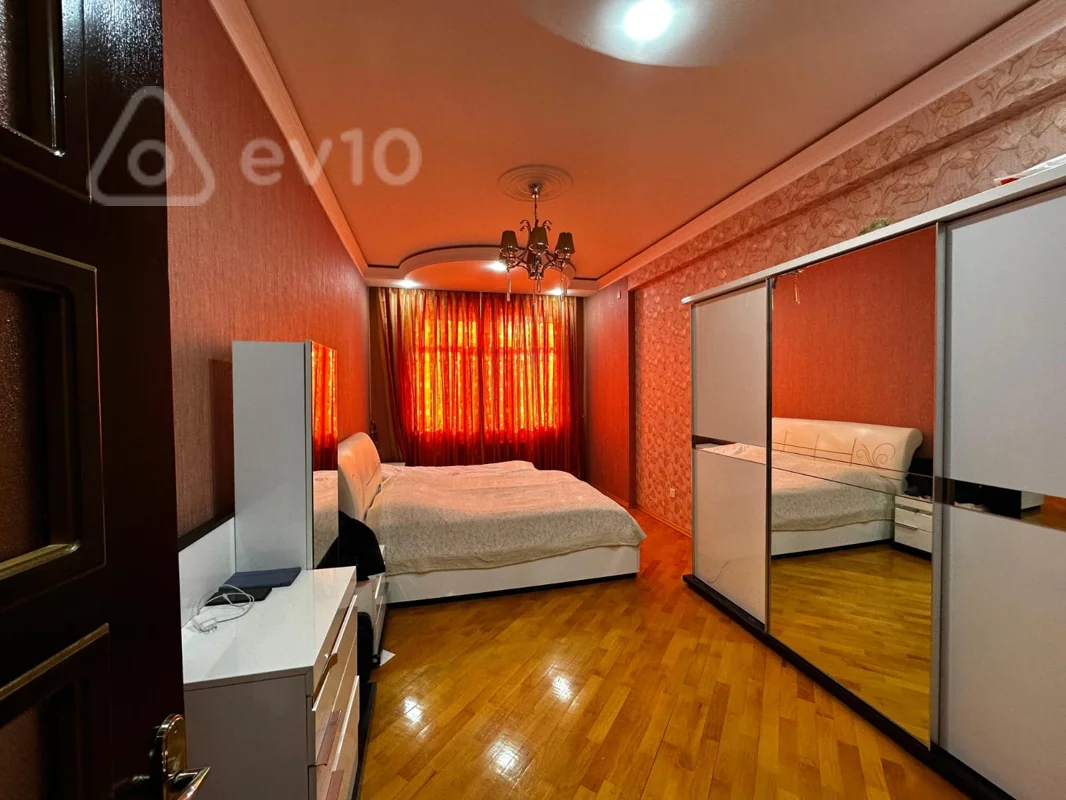 3 otaqlı mənzil, 145 m², Rövşən Cəfərov küç — Mənzil, Bakı (4)