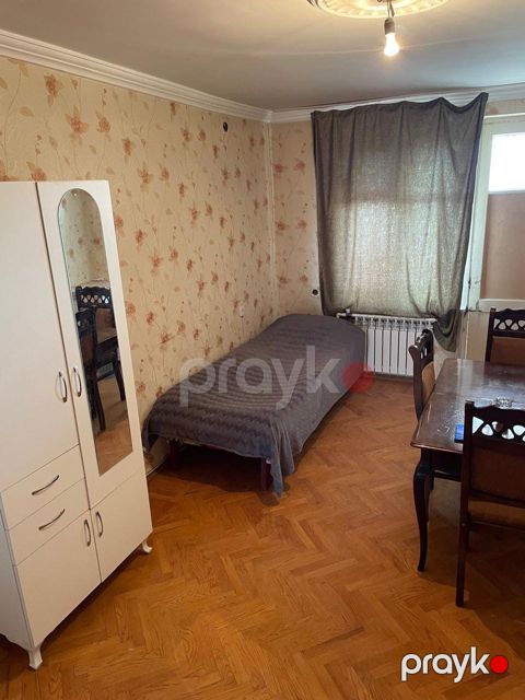 İcarəyə verilir 2 otaqlı köhnə tikili 70 m² — Bakı