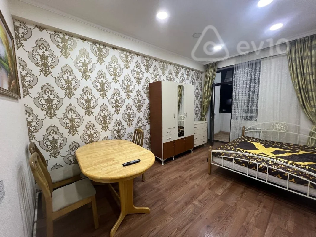 1 otaqlı mənzil, 60 m², Şərq bazarı — kirayə — Mənzil, Bakı (2)