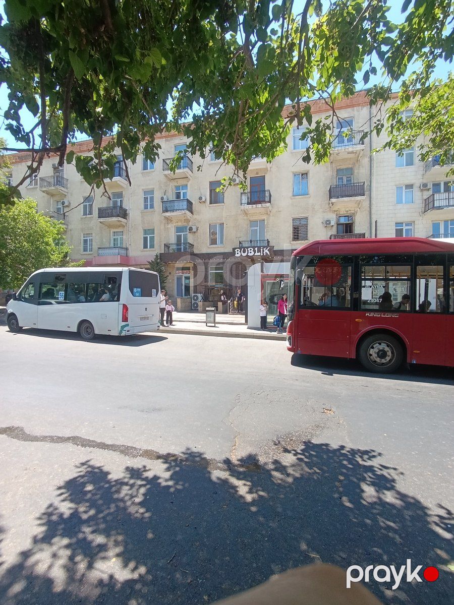Satılır 3 otaqlı köhnə tikili 60 m² — Mənzil, Bakı (2)