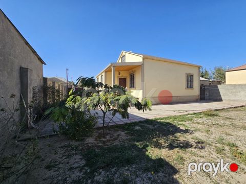 Satılır 4 otaqlı həyət evi/bağ evi 150 m² — Bakı