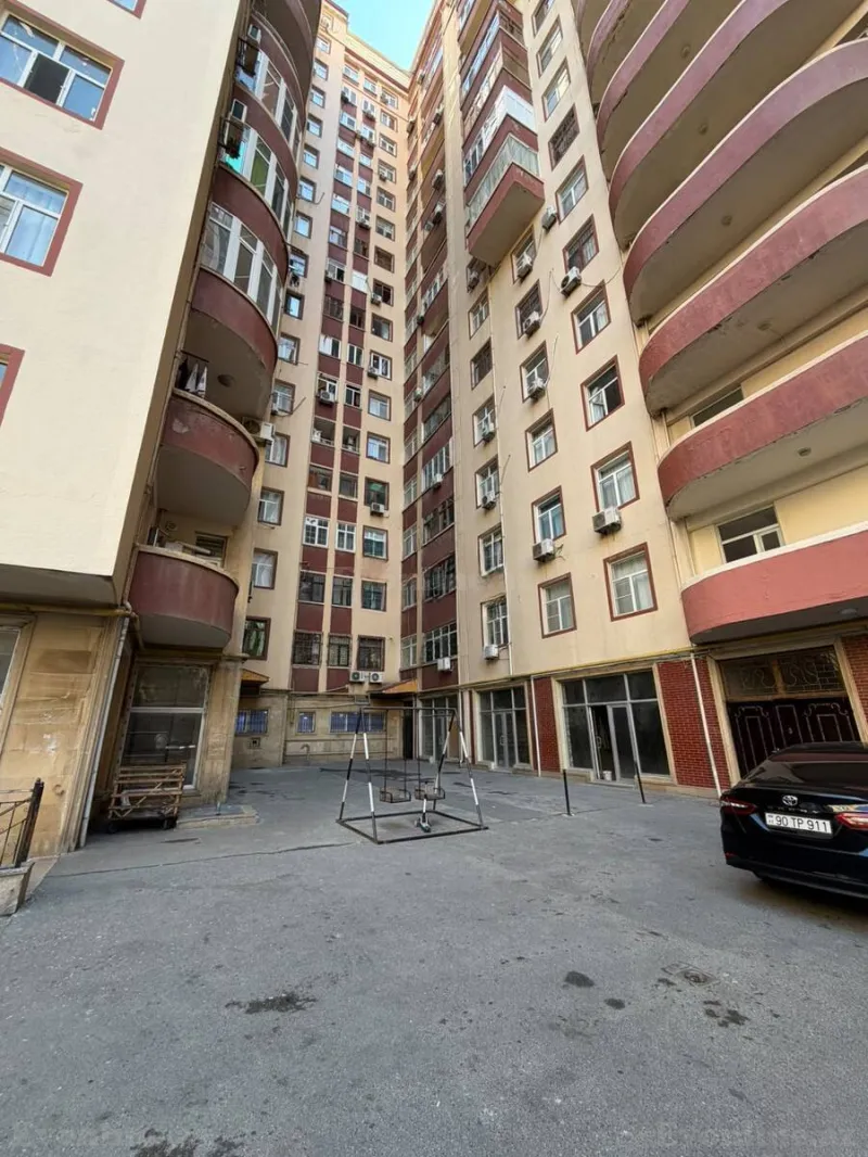 Satılır 3 otaqlı Mənzil Yeni tikili 140 m² Bakı, Binəqədi r., Memar Əcəmi m — Mənzil, Bakı (2)
