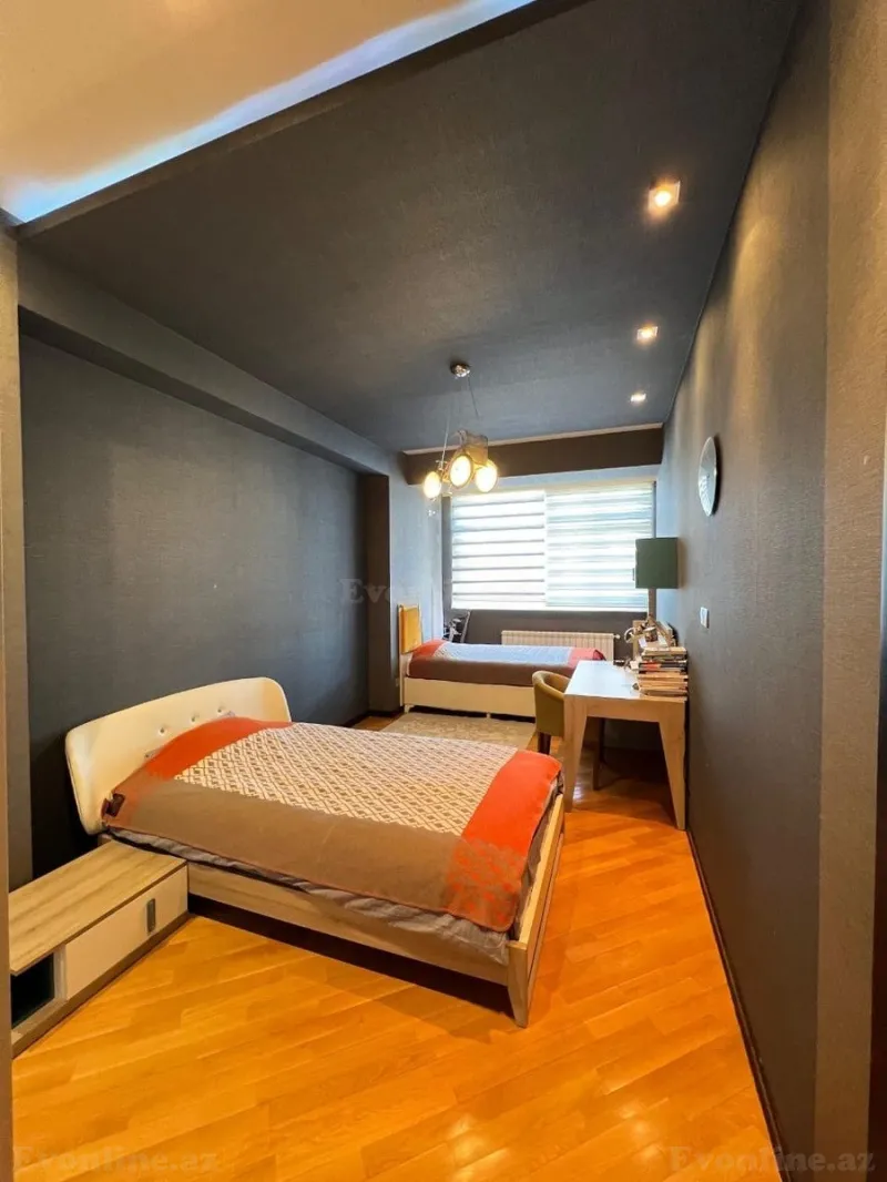 Satılır 3 otaqlı Mənzil Yeni tikili 160 m² Bakı, Yasamal r., İnşaatçılar m., Yasamal — Mənzil, Bakı (6)