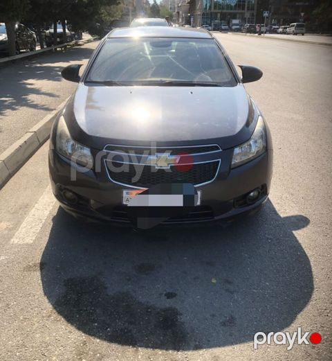 Chevrolet Cruze: 1.4 l 2013 il 245000 km Sedan