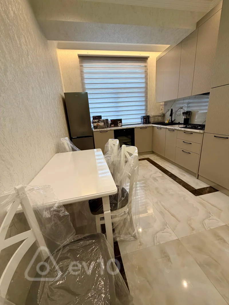 2 otaqlı mənzil, 90 m², Kövkəb Səfərəliyeva küç — kirayə — Mənzil, Bakı (8)