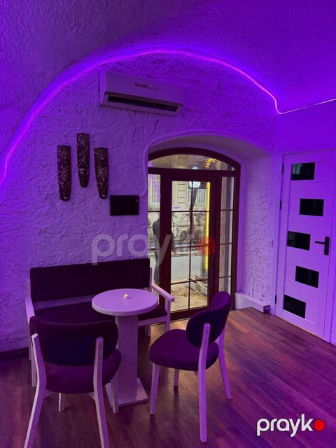 Kafe, 35 m², Bəşir Səfəroğlu küç — Bakı