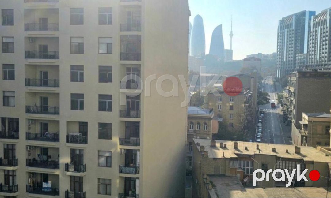 Satılır 5 otaqlı köhnə tikili 260 m² — Mənzil, Bakı (2)