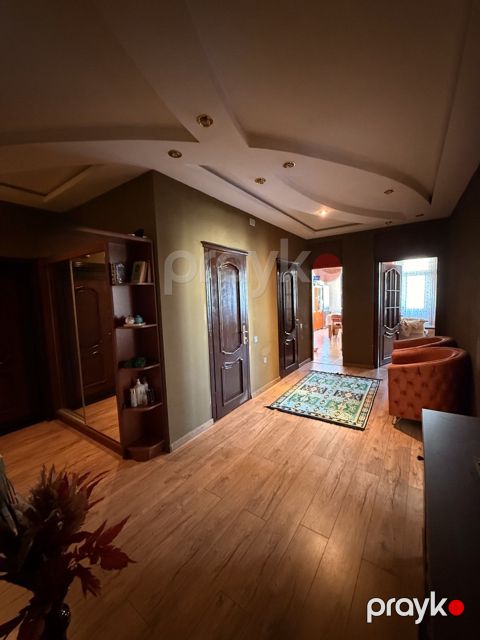 Satılır 4 otaqlı yeni tikili 144 m² — Bakı
