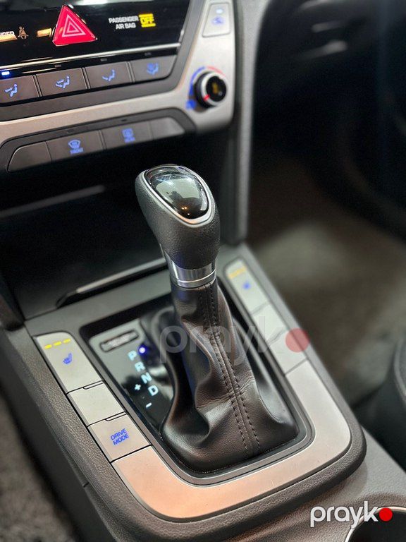 Hyundai Avante, 1.6 L, 2016 il, 164 000 km — Avtomobillər, Sumqayıt (10)