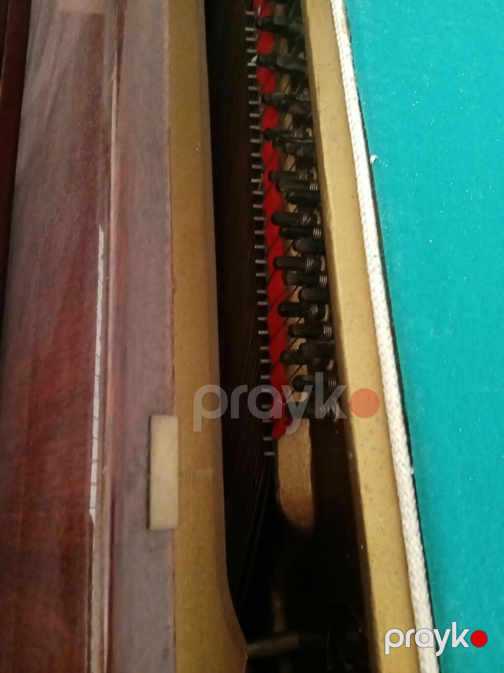 Upright piano – aqaq marka (korpusda loqo görünür) - Korpus: qəhvəyi — Pianino və digər klaviş alətləri, Digah (2)