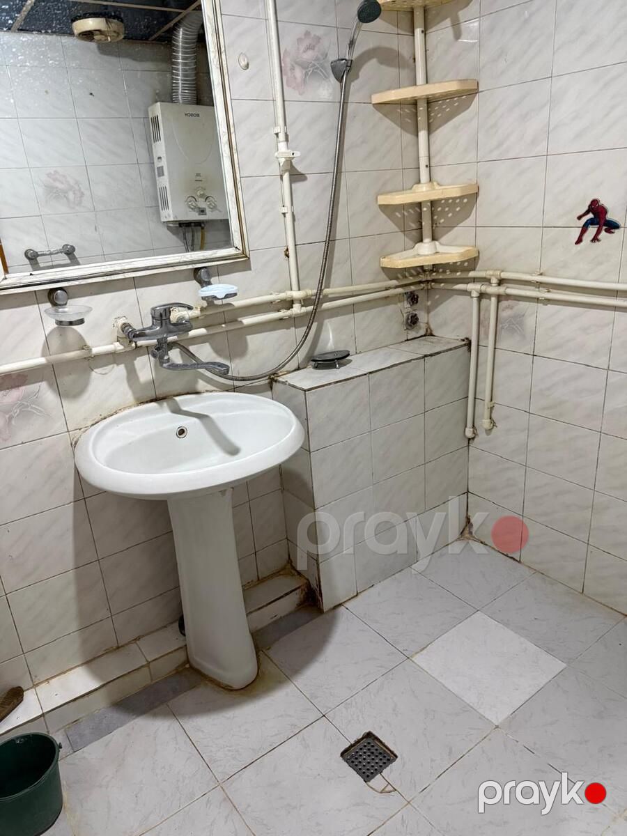 İcarəyə verilir 2 otaqlı köhnə tikili 60 m² — Mənzil, Bakı (7)