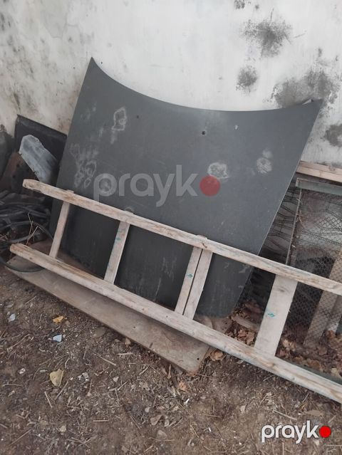 Avtomobil kapotu - Material: metal - Rəng: tünd boz/qartmaq astarlı — Bakı