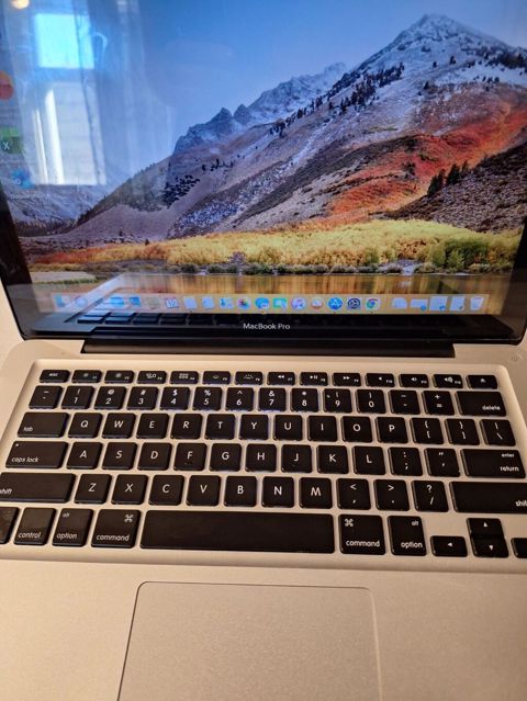 Apple MacBook — Bakı