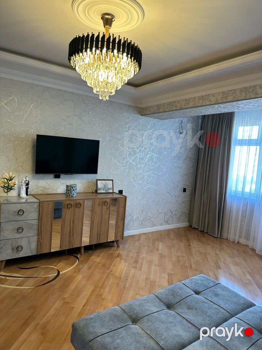 Satılır 1 otaqlı köhnə tikili 60 m² — Mənzil, Bakı (9)