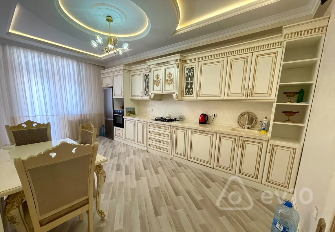 4 otaqlı mənzil, 150 m², Babek Prosbekti — kirayə — Mənzil, Bakı (8)