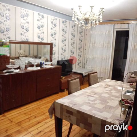 Satılır 3 otaqlı köhnə tikili 70 m² — Bakı