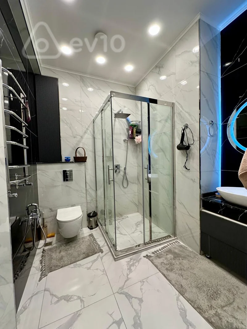 3 otaqlı mənzil, 100 m², Əbdülvahab Salamzadə küçəsi — Mənzil, Bakı (9)