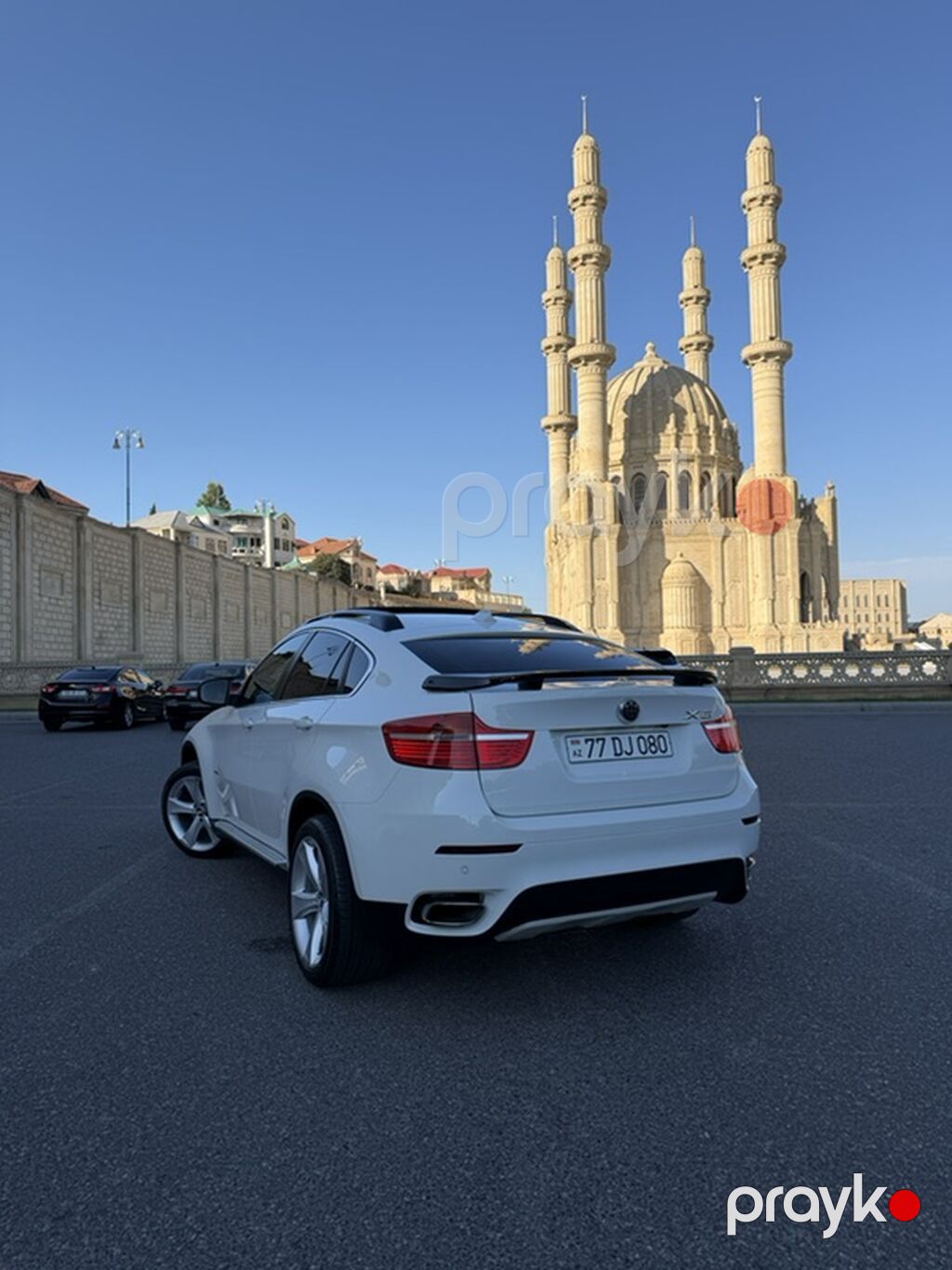 BMW X6 – ağ kuzov, qara interyer Xüsusiyyətlər: - Krossover-kupe — Avtomobillər, Bakı (10)
