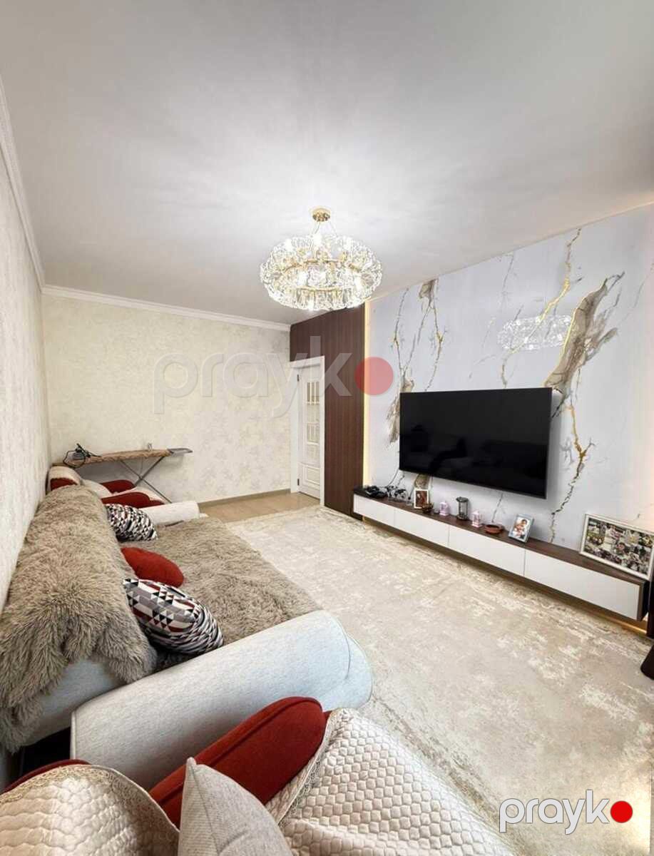 Satılır 4 otaqlı köhnə tikili 110 m² — Mənzil, Bakı (10)