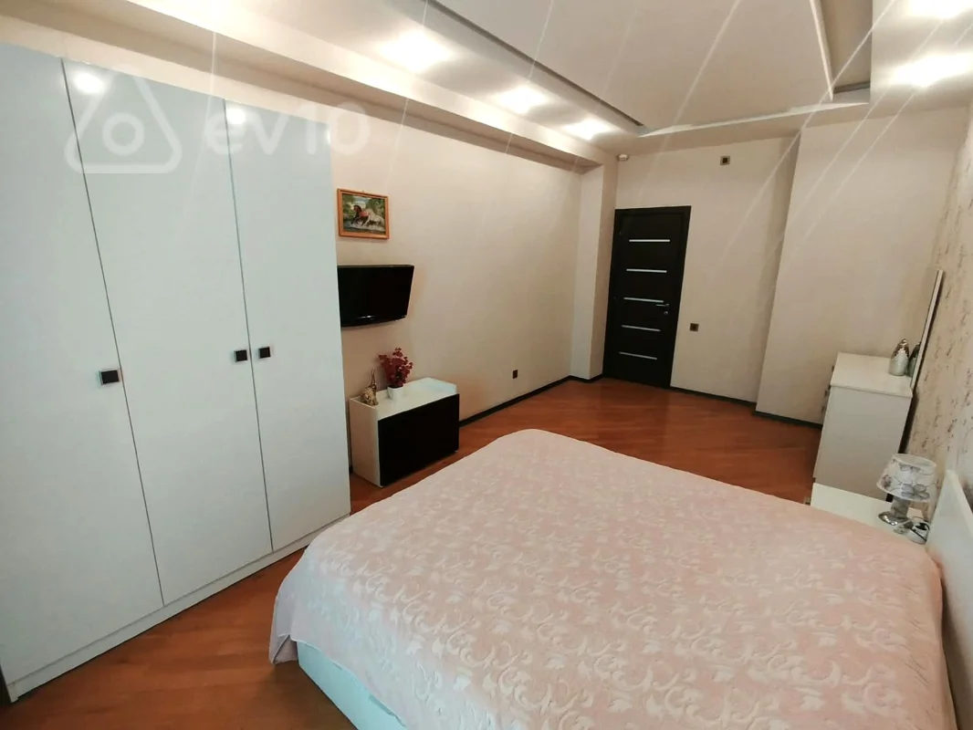 3 otaqlı mənzil, 130 m², Kövkəb Səfərəliyeva küçəsi — kirayə — Mənzil, Bakı (9)