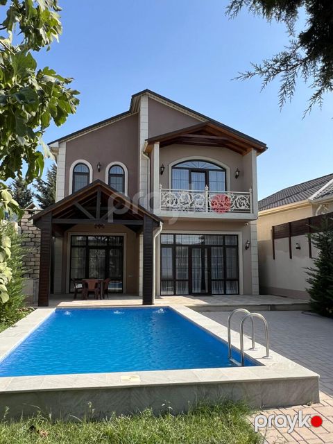 Satılır 4 otaqlı həyət evi/bağ evi 200 m² — Bakı