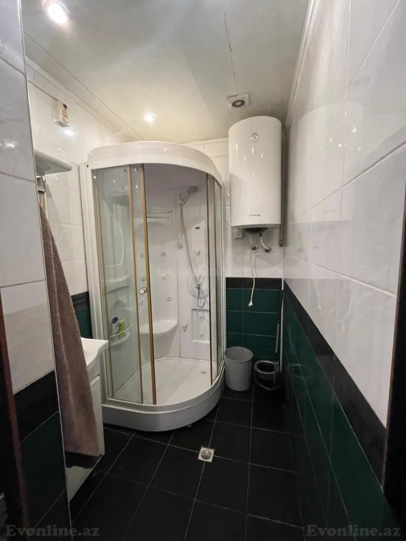 Kirayə verilir 3 otaqlı Mənzil Köhnə tikili 80 m² Bakı, Səbail r., Sahil m — Mənzil, Bakı (7)