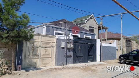 Həyət evi, Binə qəs — Bakı