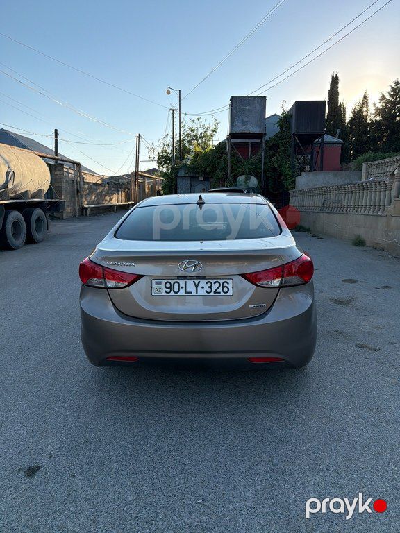 Hyundai Elantra, 1.8 L, 2013 il, 284 431 km — Avtomobillər, Bakı (4)