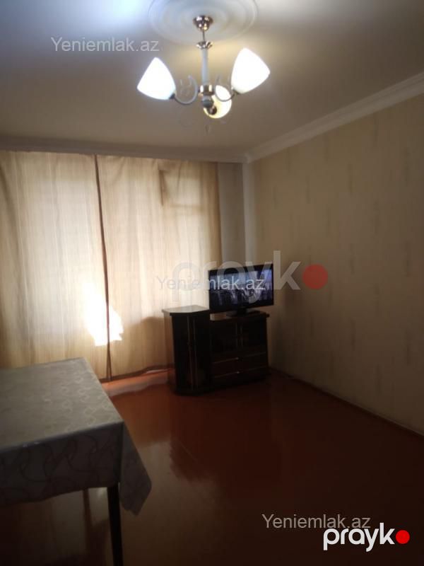 Satılır 2 otaqlı Bina evi menzil (Köhnə tikili), 46 m², 1-ci mikrorayon — Mənzil, Sumqayıt (6)