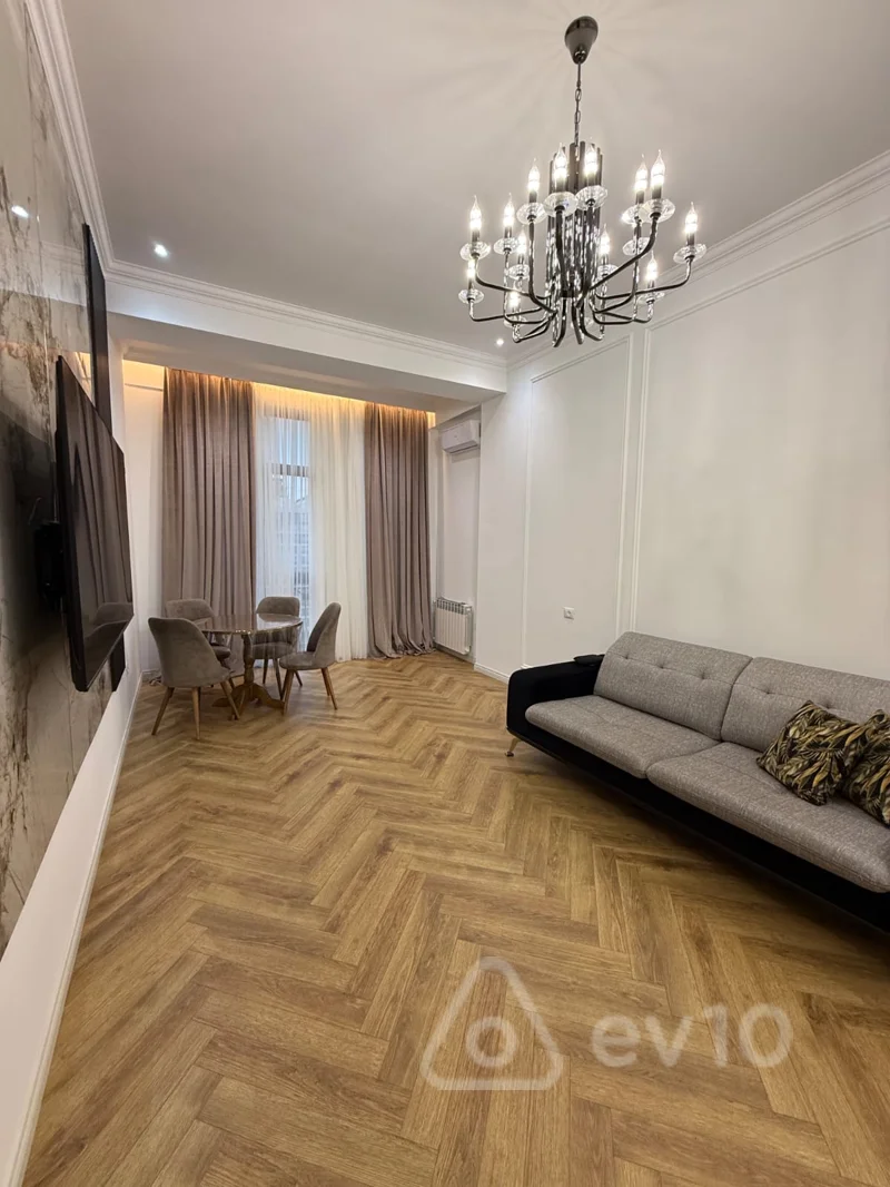 2 otaqlı mənzil, 120 m², Ceyhun Hacibeyli kuc — kirayə — Bakı