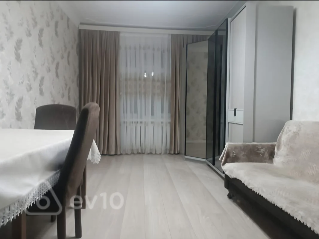 3 otaqlı mənzil, 60 m², Bakı, Əhmədli m/ st yaxinlığı — Bakı