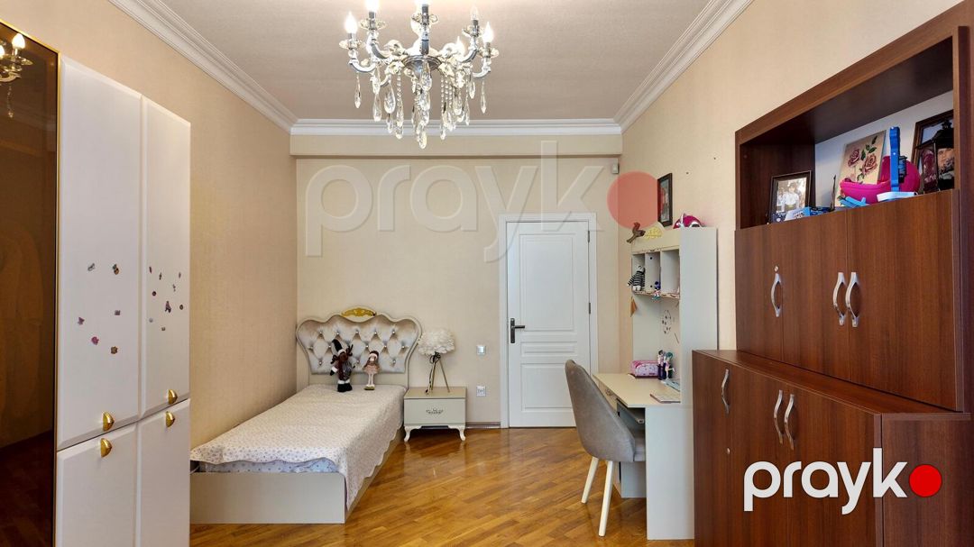 Satılır 7 otaqlı yeni tikili 320 m² — Mənzil, Bakı (11)