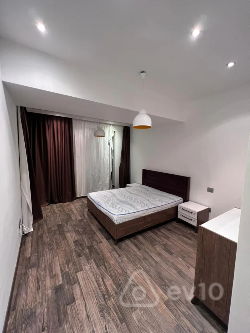 4 otaqlı mənzil, 180 m², пр Нефтяников — kirayə — Mənzil, Bakı (12)