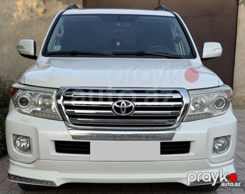 Toyota Land Cruiser, 2011