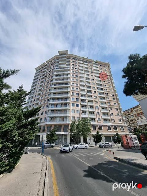 3 otaqlı mənzil, 106 m², Mayakovski küç., 17 — Bakı