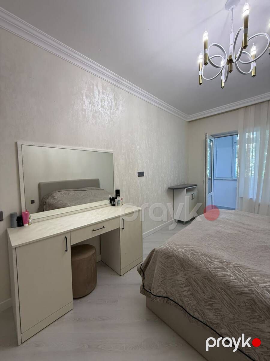 Satılır 4 otaqlı köhnə tikili 110 m² — Mənzil, Bakı (4)