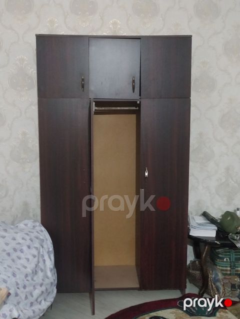 Mebel: Üç bölməli paltar dolabı Təsvir: - Material: laminat/MDFlam — Bakı