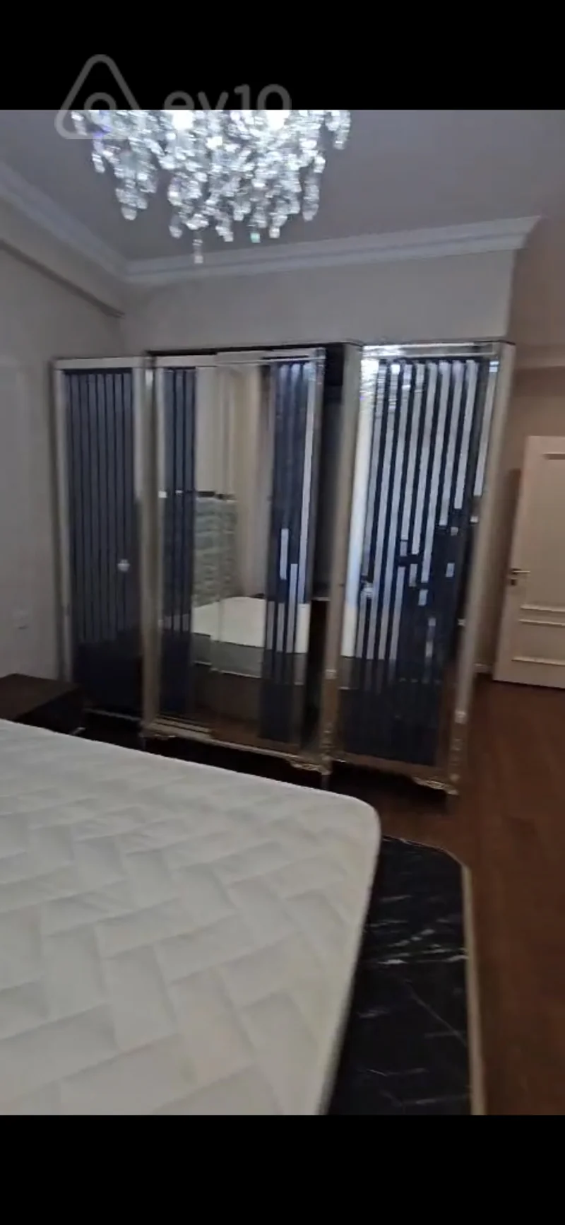 3 otaqlı mənzil, 136 m², Əbdülvahab Salamzadə küçəsi — kirayə — Mənzil, Bakı (10)