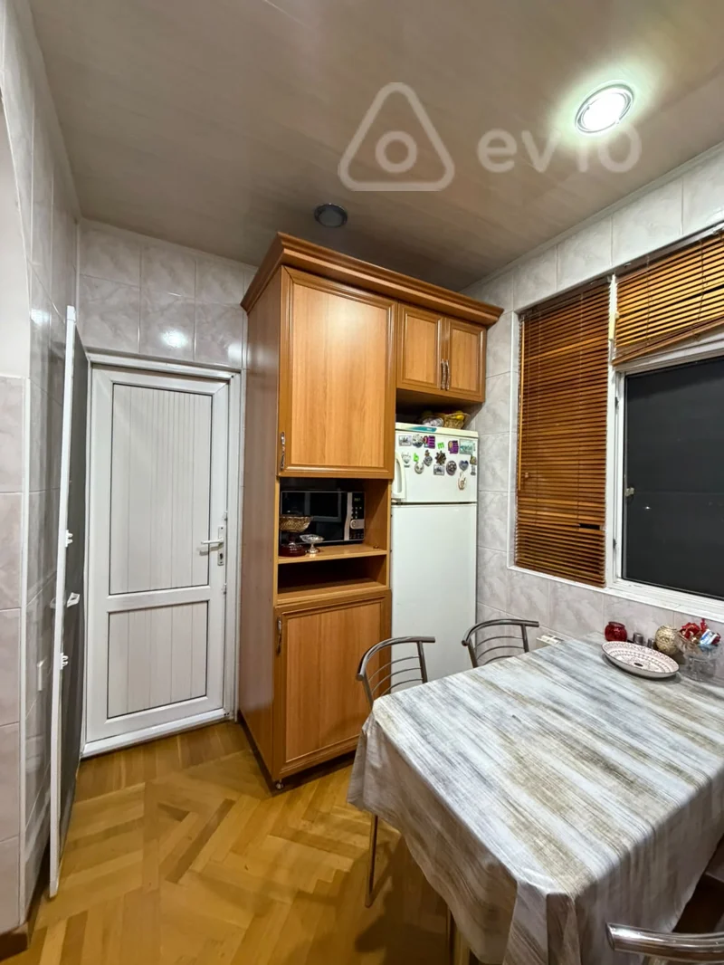 3 otaqlı mənzil, 80 m², 20 Yanvar metrosu və İnşaatçılar metrosu — kirayə — Mənzil, Bakı (7)