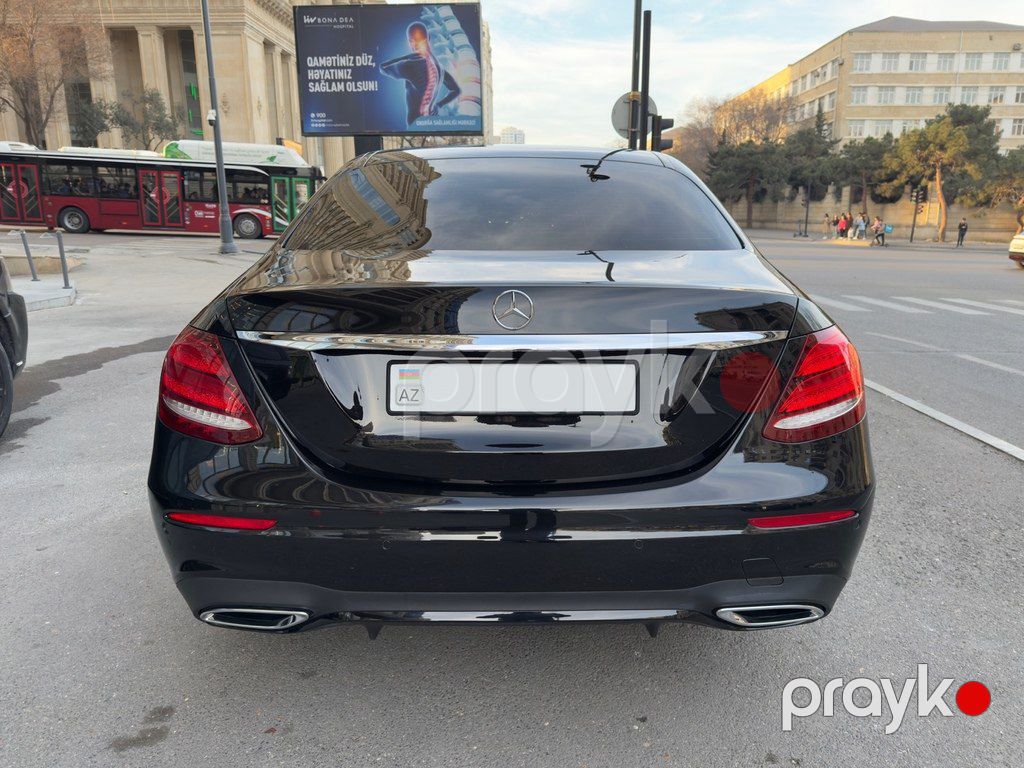 Mercedes E 220 d, 2.0 L, 2016 il, 210 000 km — Avtomobillər, Bakı (4)